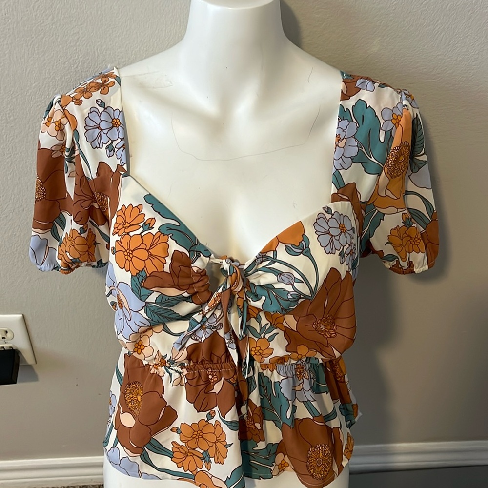Persaya women’s top size Large